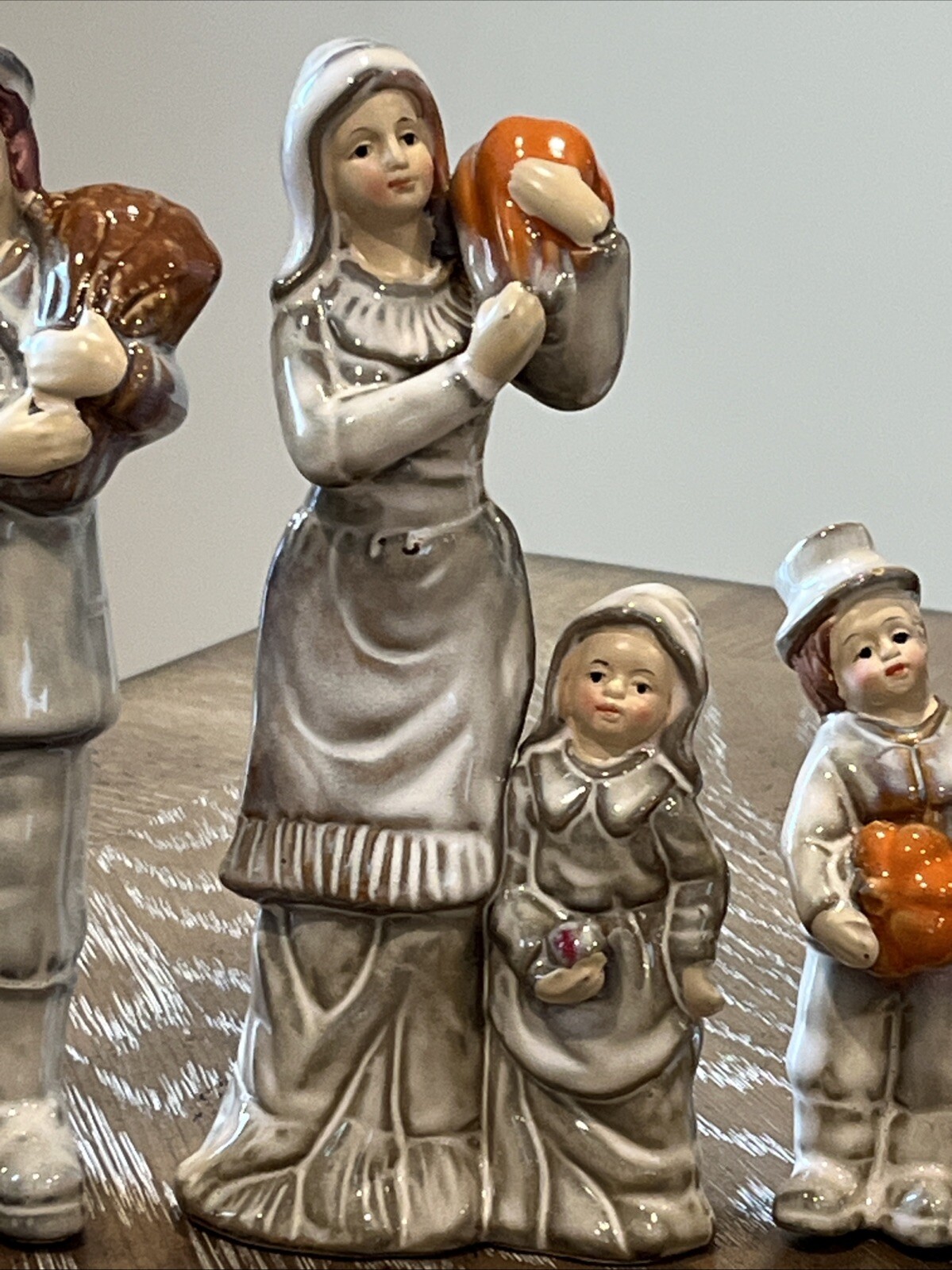 Thanksgiving Porcelain Figurine Pilgrim Family Holding Pumpkin Corn 7” Set Of 3