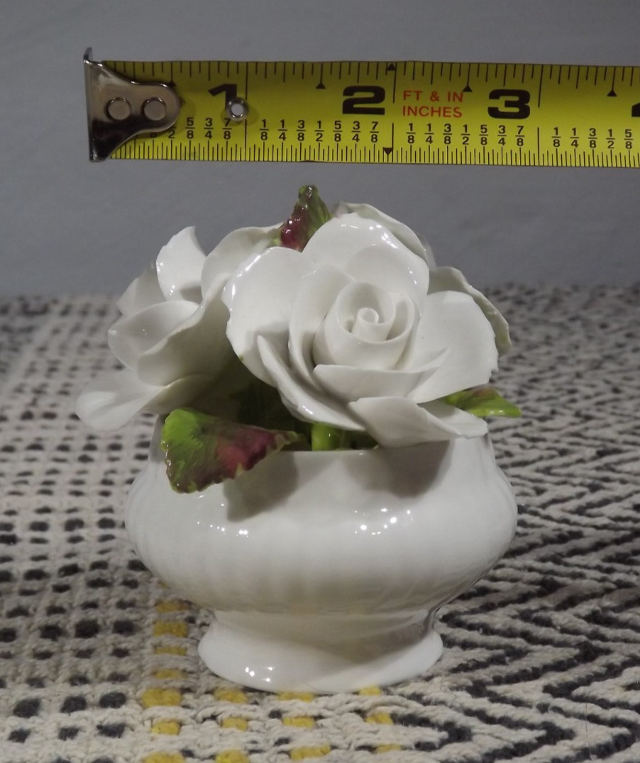 Vintage White Rose Flower – Fine China – Heathcote Hall Ltd – Made In England