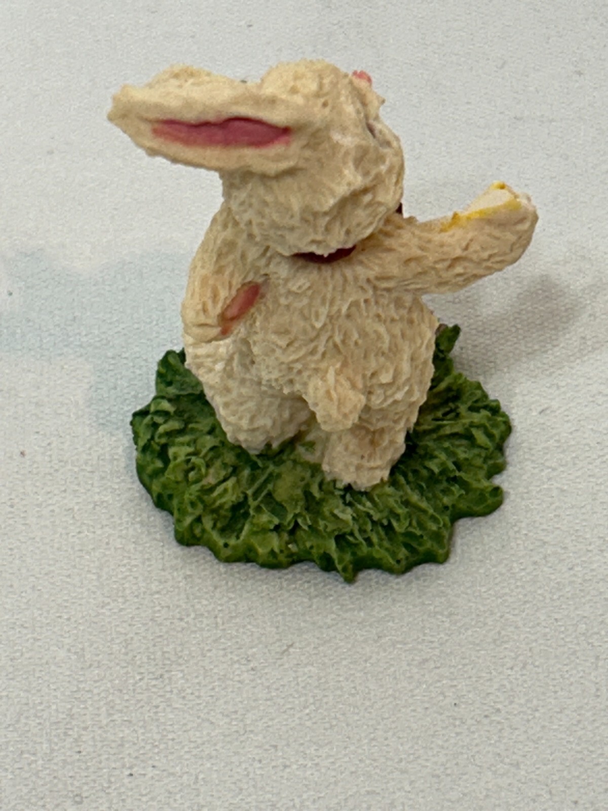 Vintage Easter Bunny Small Figurine Classic Ornament Resin