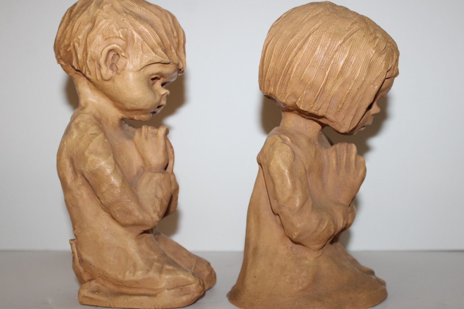 Vintage Dave Grossman Designs Sculpture Young Girl & Boy Praying Figure Statue