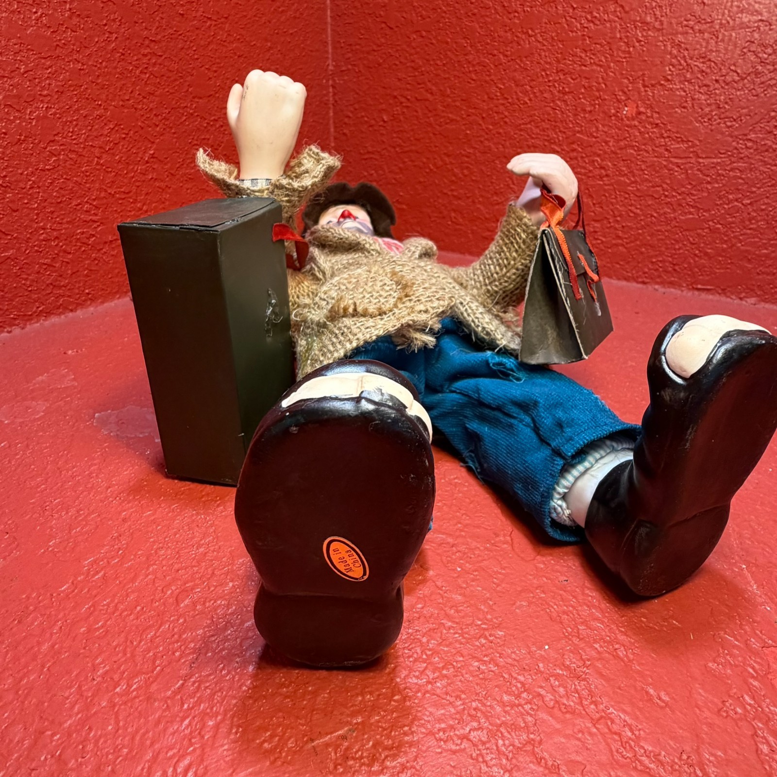 Emmett Kelly Jr Real Rags 12” Clown Doll “Bags Packed “Porcelain & Fabric Mache