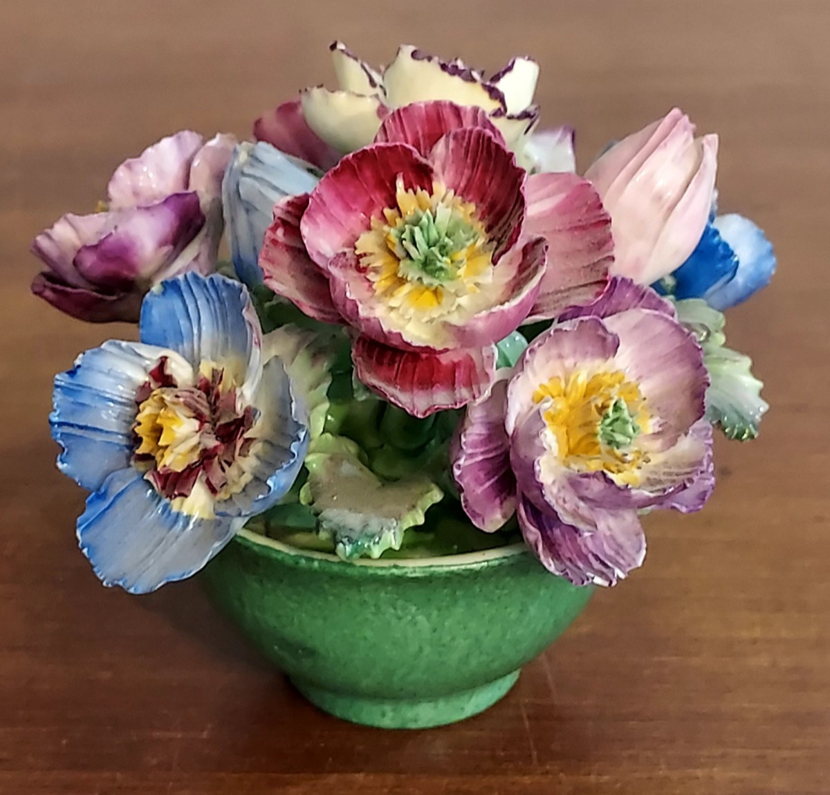 Crown Staffordshire FLOWER POT Fine Bone China England FLORAL BOUQUET Figurine