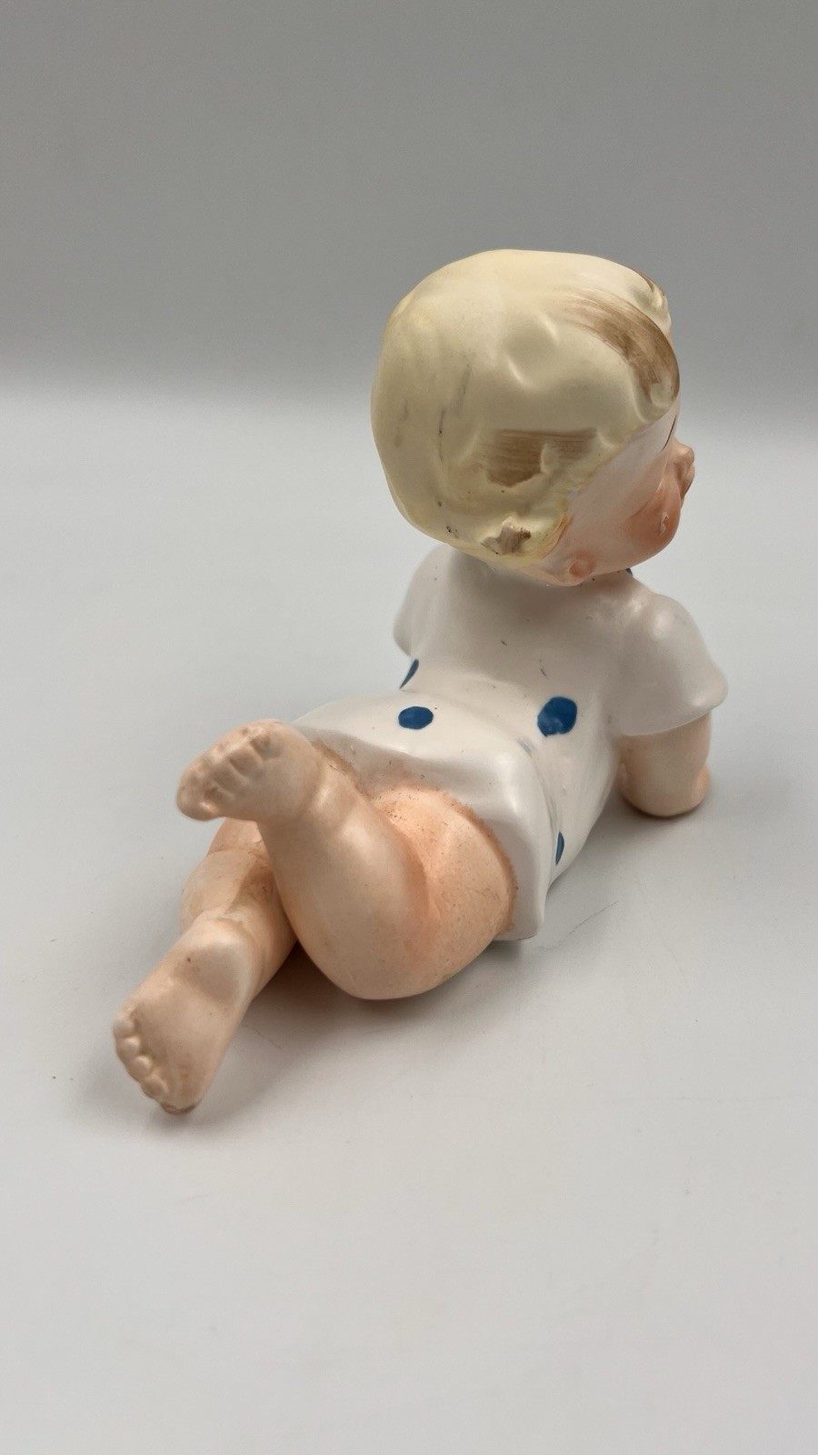 2 Vintage Porcelain Piano Baby Figurines Girl yawning, boy crying, Japan #296