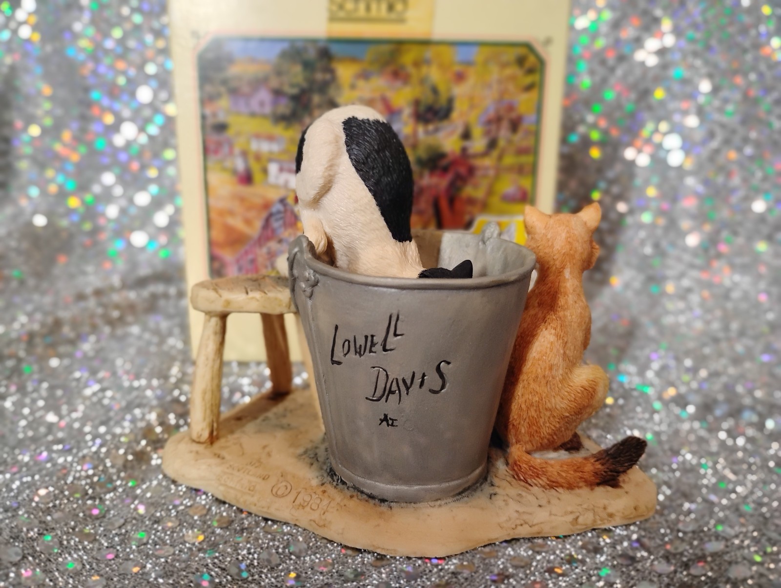 Lowell Davis BARN CATS Drinking Milk From Bucket VTG 1984 Schmid Figurine