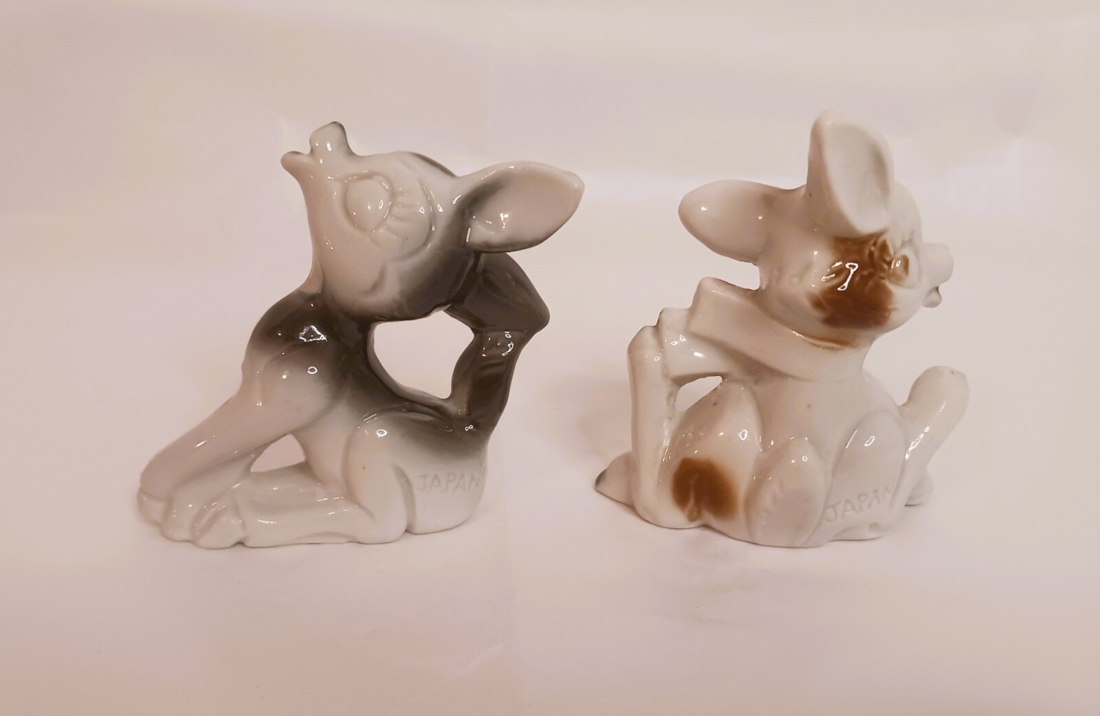 Rare Vtg Pink Ear Fawns Deers Porcelain Figurines Japan 1 Deer W/ Scarf HTF EUC