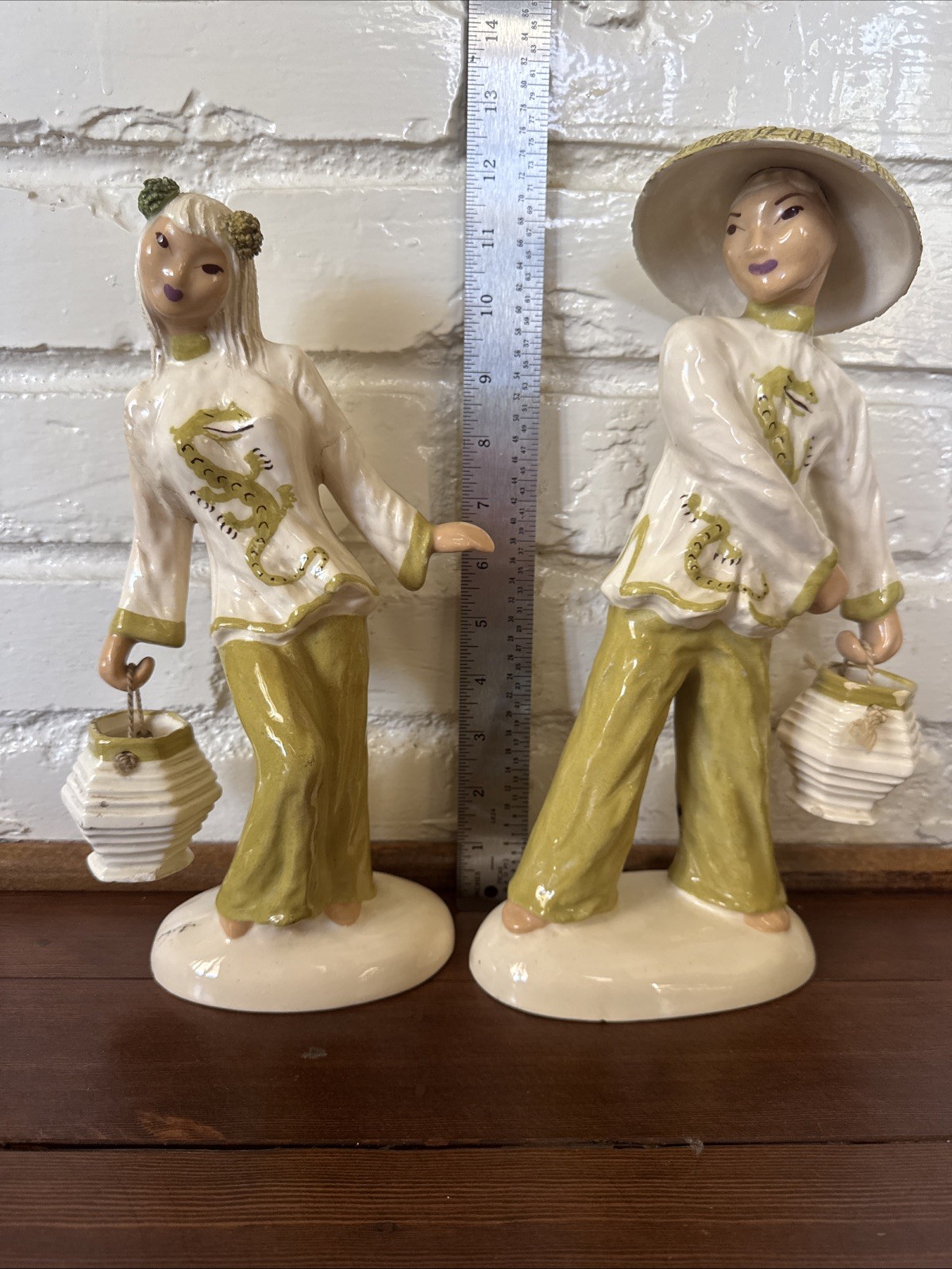 VTG Asian Couple Hedi Schoop Signed Figurine Statues 12″ Tall w/lanterns Read