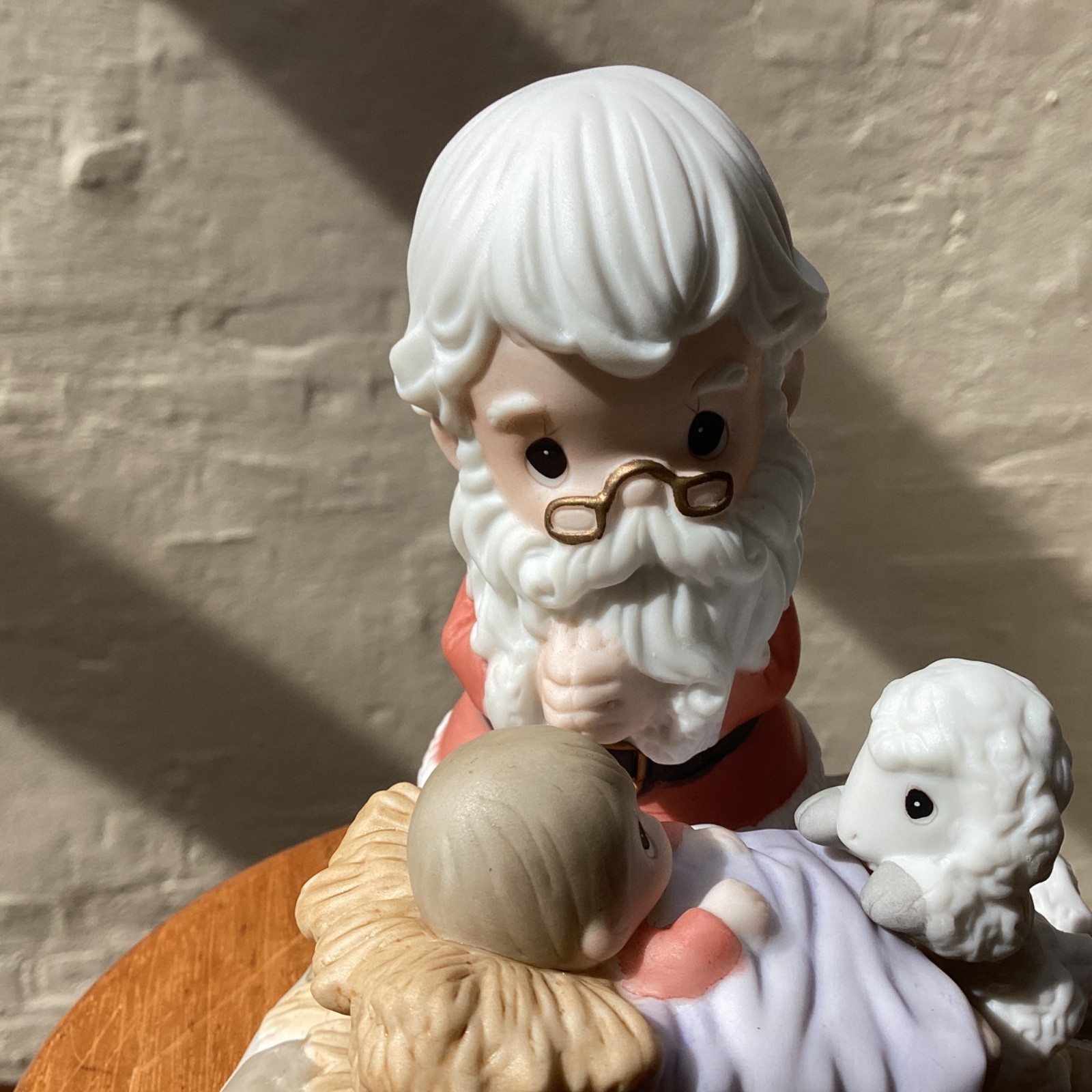Precious Moments HOW GREAT THOU ART ~ Santa at Manger Baby Jesus 111008 NIB