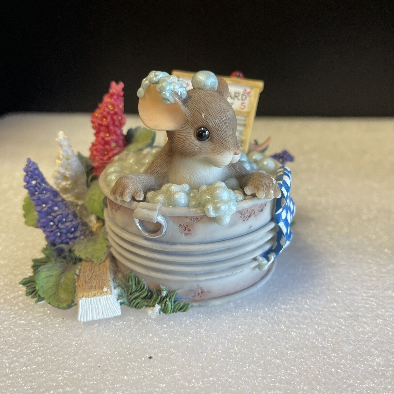 Charming Tails “Good Clean Fun” Bath Time – Flowers – Fitz & Floyd Washboard