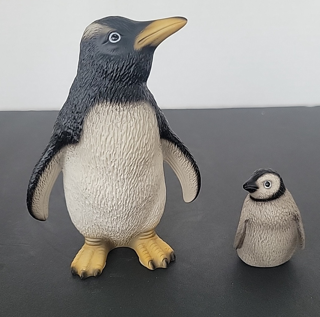 Vtg Harvey Knox Japan Penguins Figurines LOT OF 2