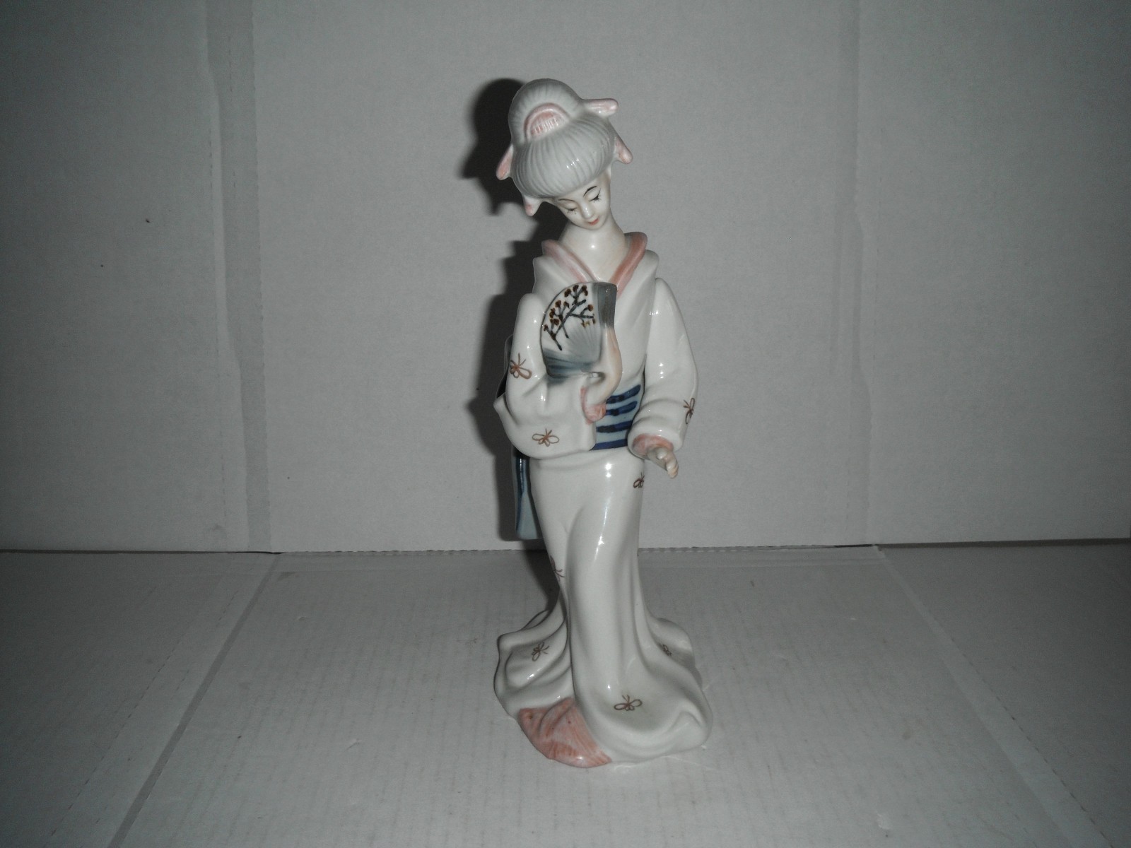 LENWILE ARDALT CHINA GEISHA FIGURINE