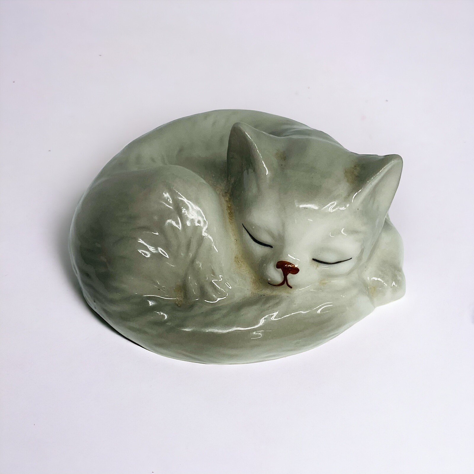 Danbury Mint Cats of Character “Good Night” Cat Figurine Fine Bone China 1988