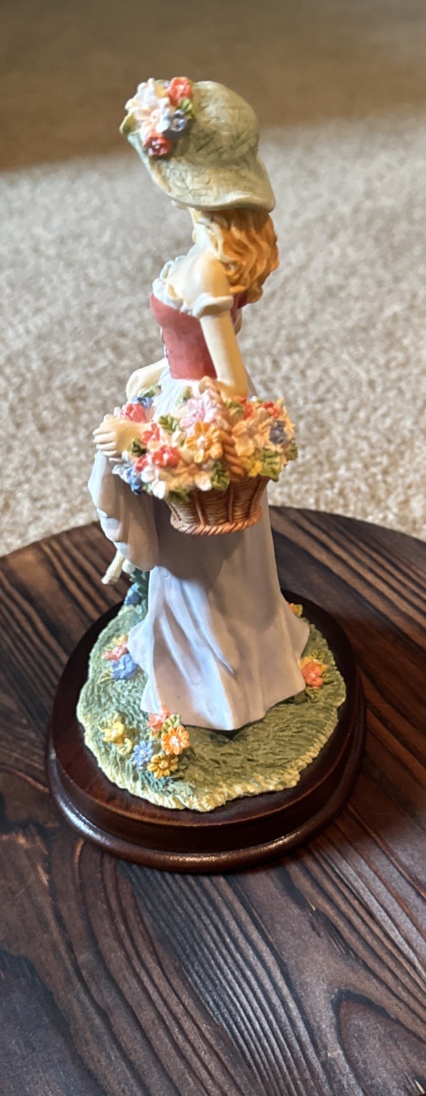 Vintage Leonardo Collection Figurine1994 “The Good Life”