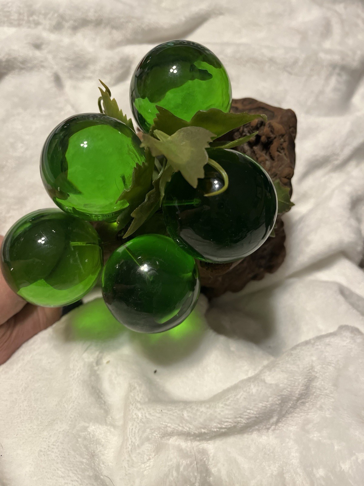 Vintage Lucite Plastic Large Green Grapes Cluster 5 Grapes On Driftwood