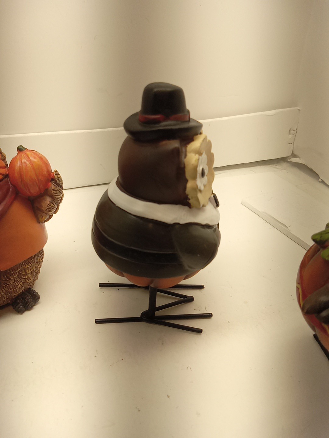 Thanksgiving 4 inch Resin Owl Figurines – Lot of 5 – Pumpkin, Pilgrim, Fall