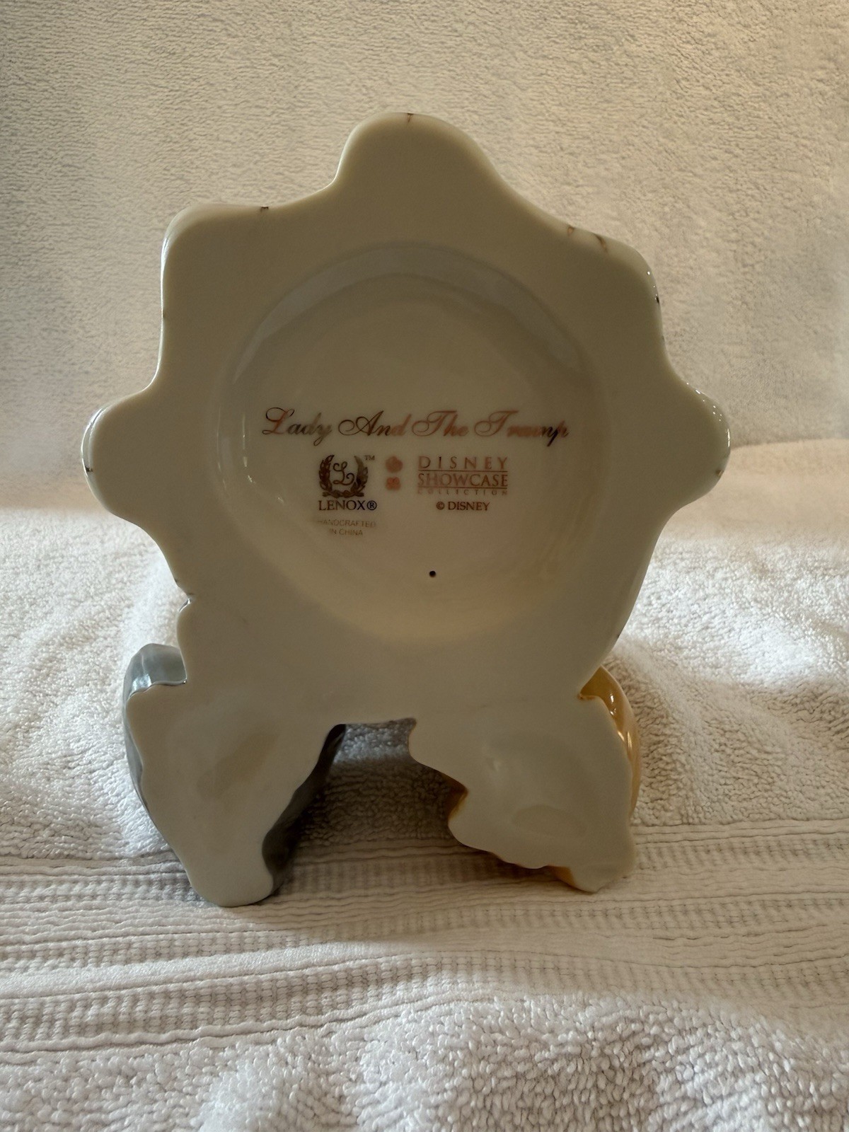 Disney Showcase Collection Lenox “LADY AND THE TRAMP” Decorative Figurine No Box