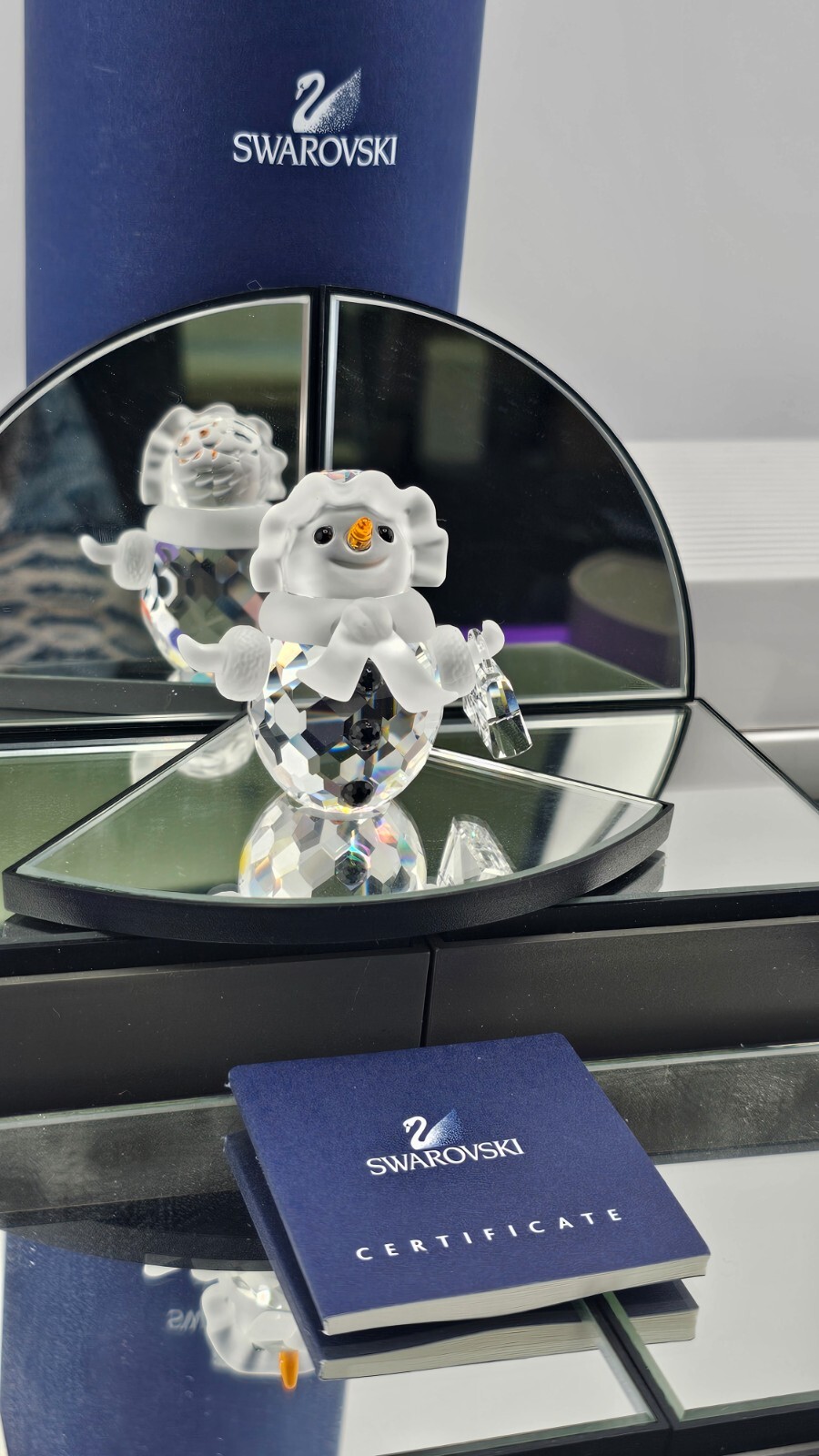 NEW~Swarovski Crystal~**SNOW WOMAN & PURSE**~Austria~BOX & COA~2 1/8″Tall~655376