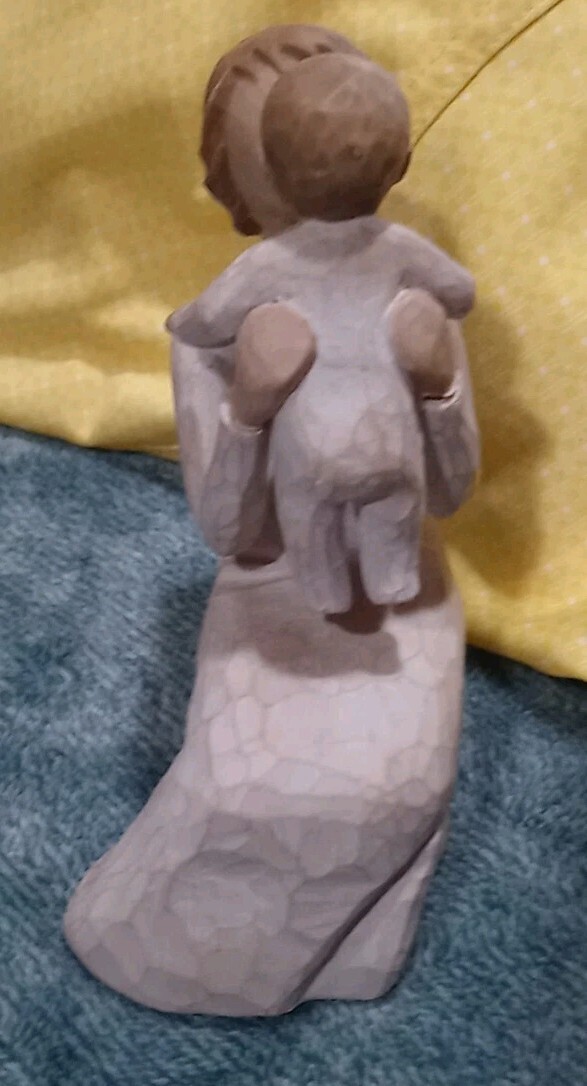 Willow Tree Grandmother with Baby Figurine Demdaco Susan Lordi 2001