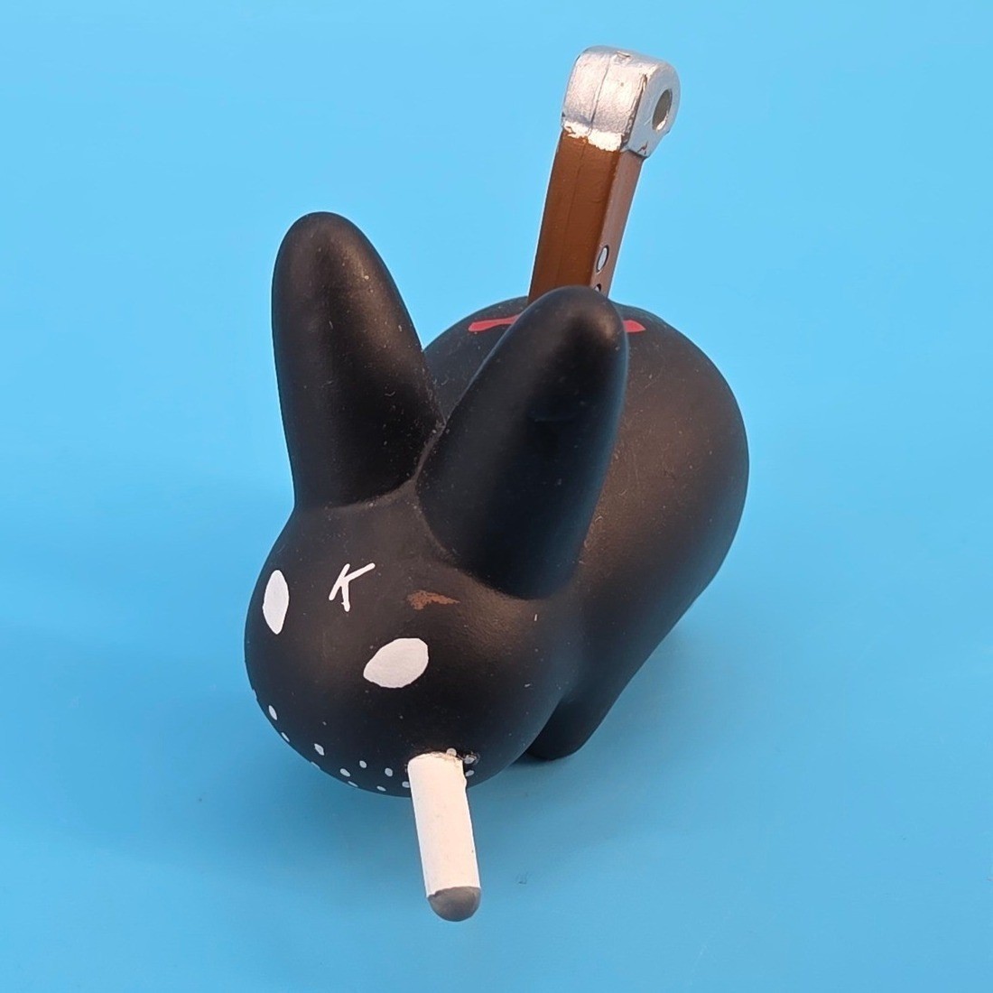 Frank Kozik x Kidrobot Smorkin Mongers Series 1 Stabbed Black Labbit Vinyl