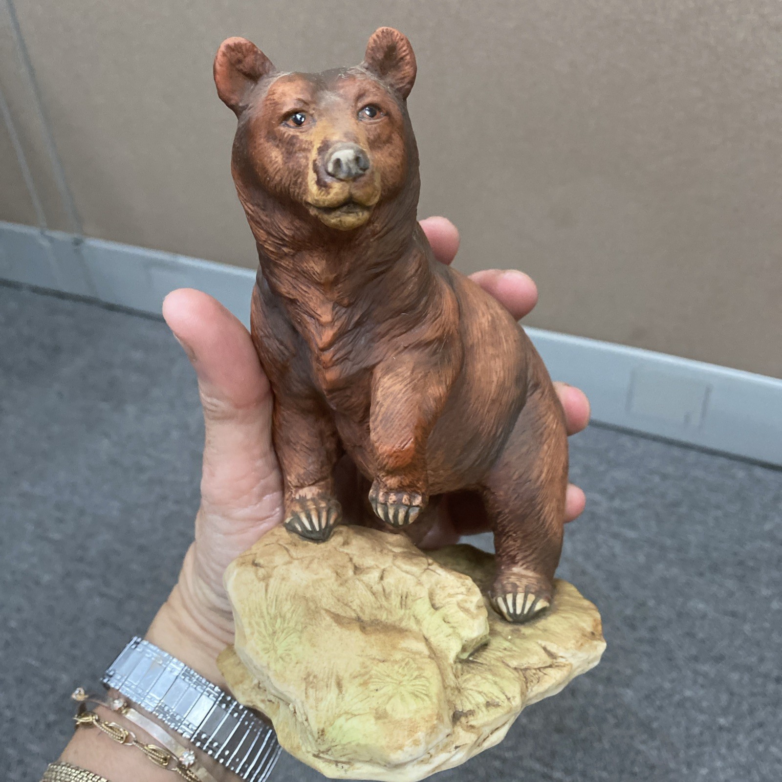 Lefton China Bear Figurine Brown -KW131 HAND PAINTED OVER 6″ TALL Made in Japan