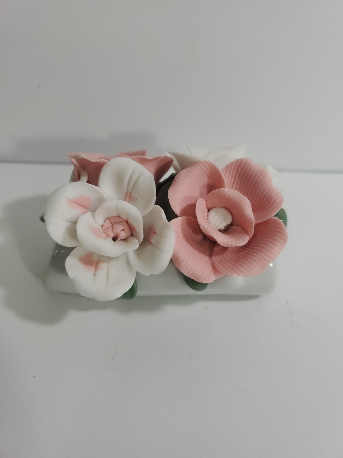 Vintage Capodimonte Style Pink Porcelain Rose Figure 3D Roses Romantic Decor 3.5