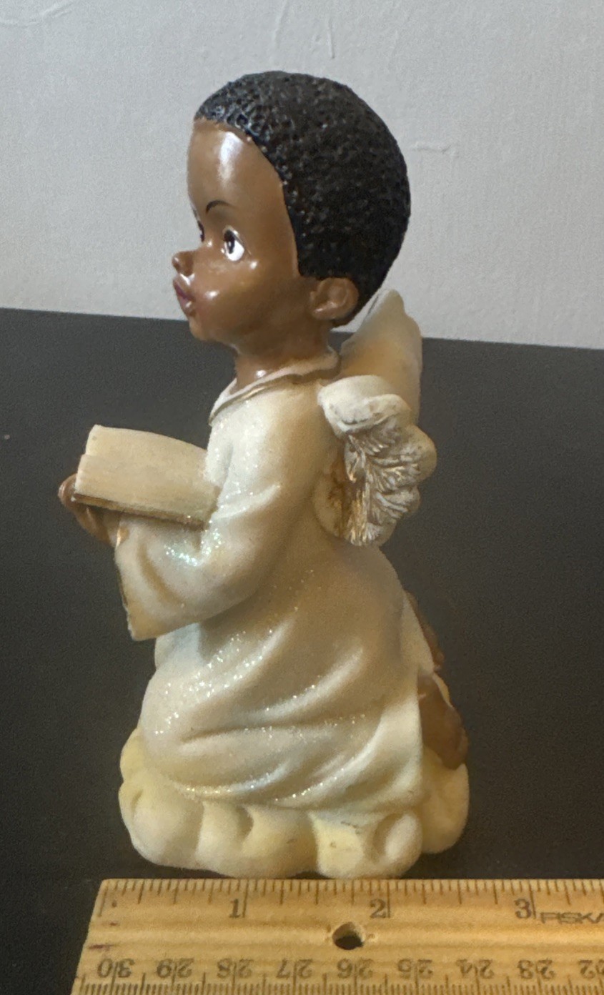 Greenbriar Polystone Choir Angel Boy. 5 In Tall. Pre Owned