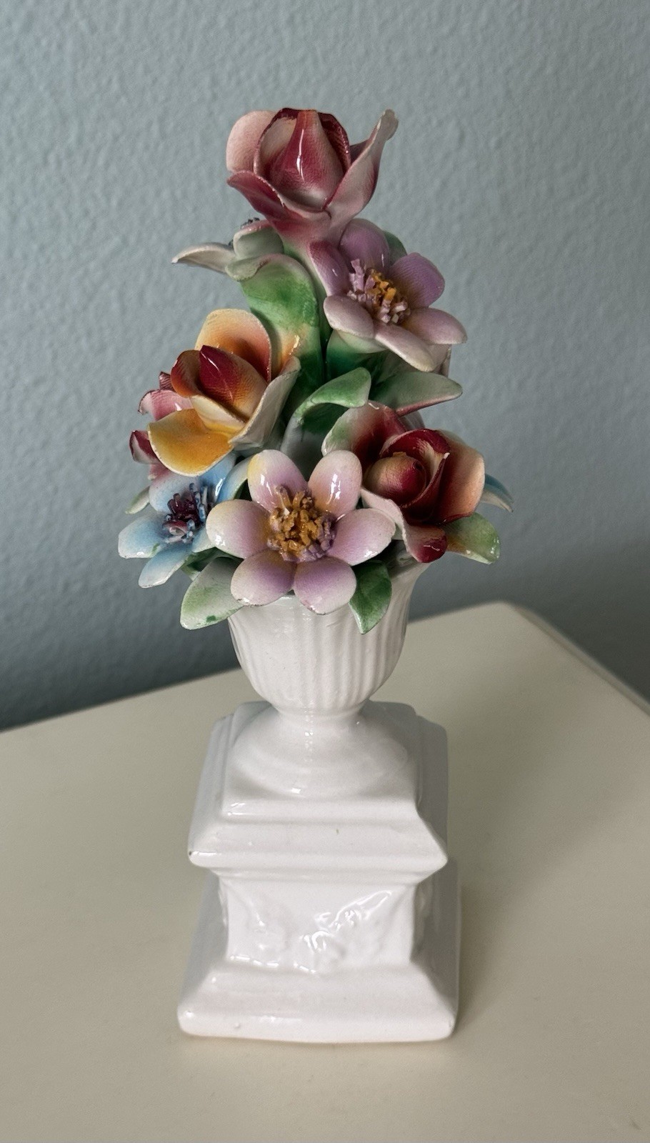 Capodimonte Style 7” Porcelain Pedestal Floral Figurine Romantic Pastel Flower