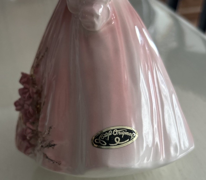 Gorgeous Josef Originals Figurine Reading The Letter 8” Inches Pink Dress Mint!