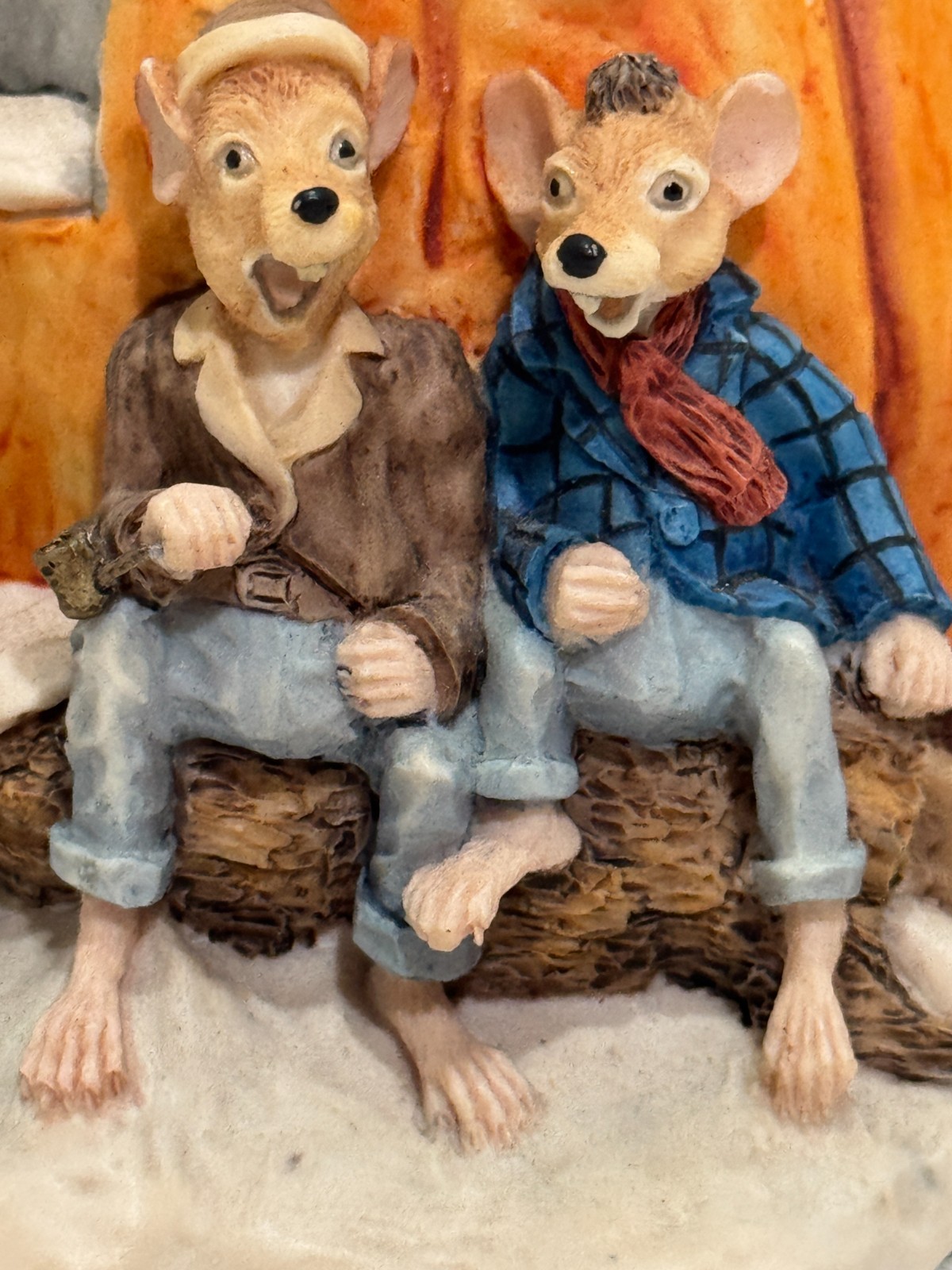 Vintage 1989 Schmid Pumpkin House Figurine – Two Mice Sitting on Log