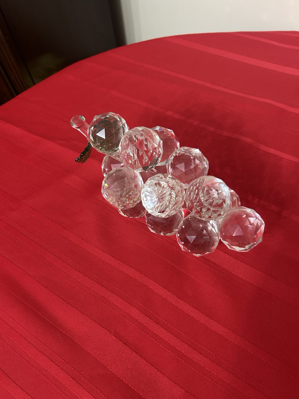 Crystal Sparkling Grapes Figurine Fruit and Leaves