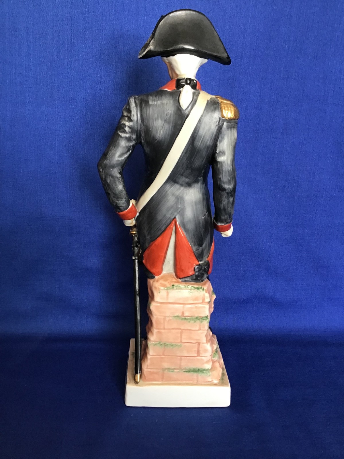 ANDREA BY SADEK “THE FIRST REGIMENT ARTILLERY OFFICER 1786” FIGURE MADE IN JAPAN