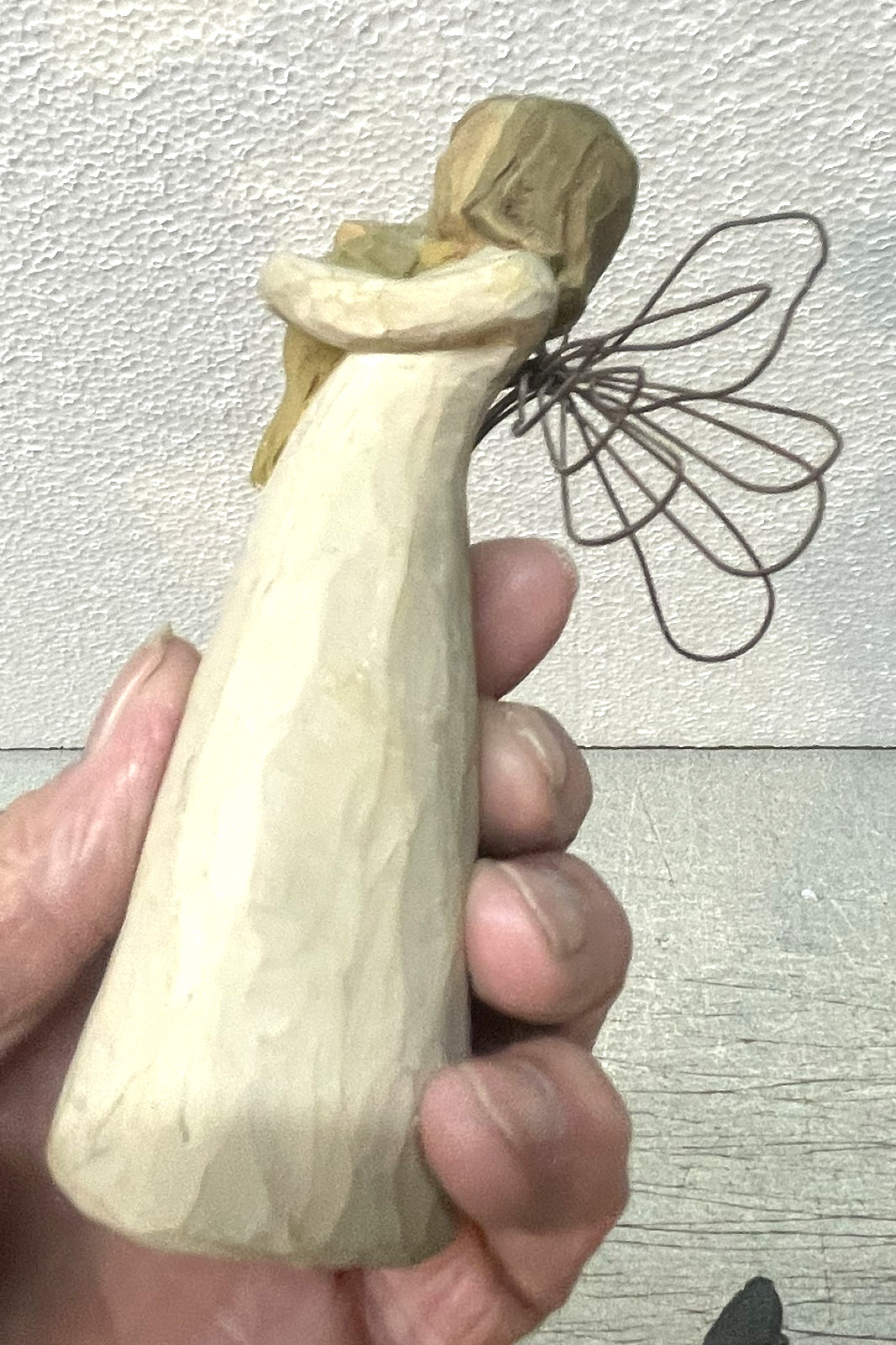 Willow Tree Angel of Friendship with Puppy Dog 5.5”