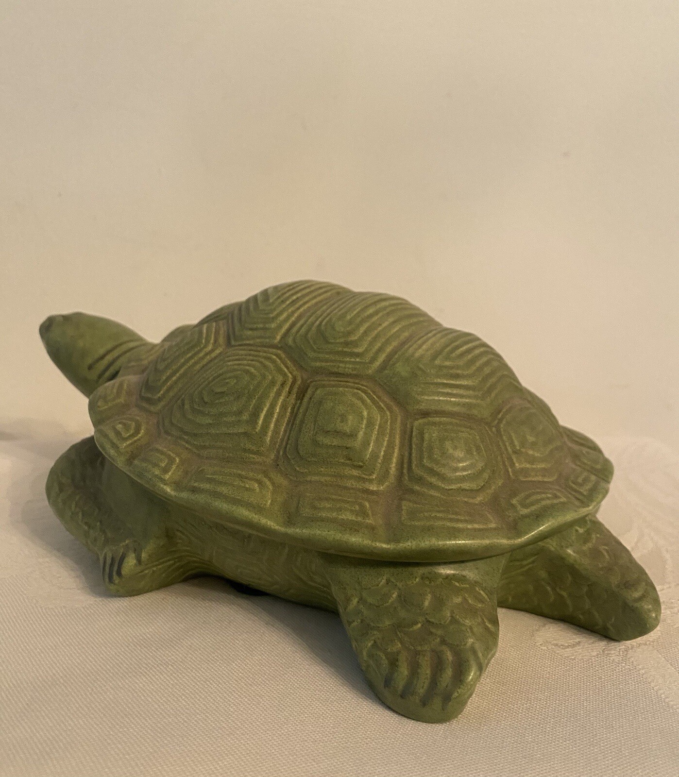 Vintage 1967 Holland Mold Green Ceramic Turtle Tortoise Jar with Lid Signed