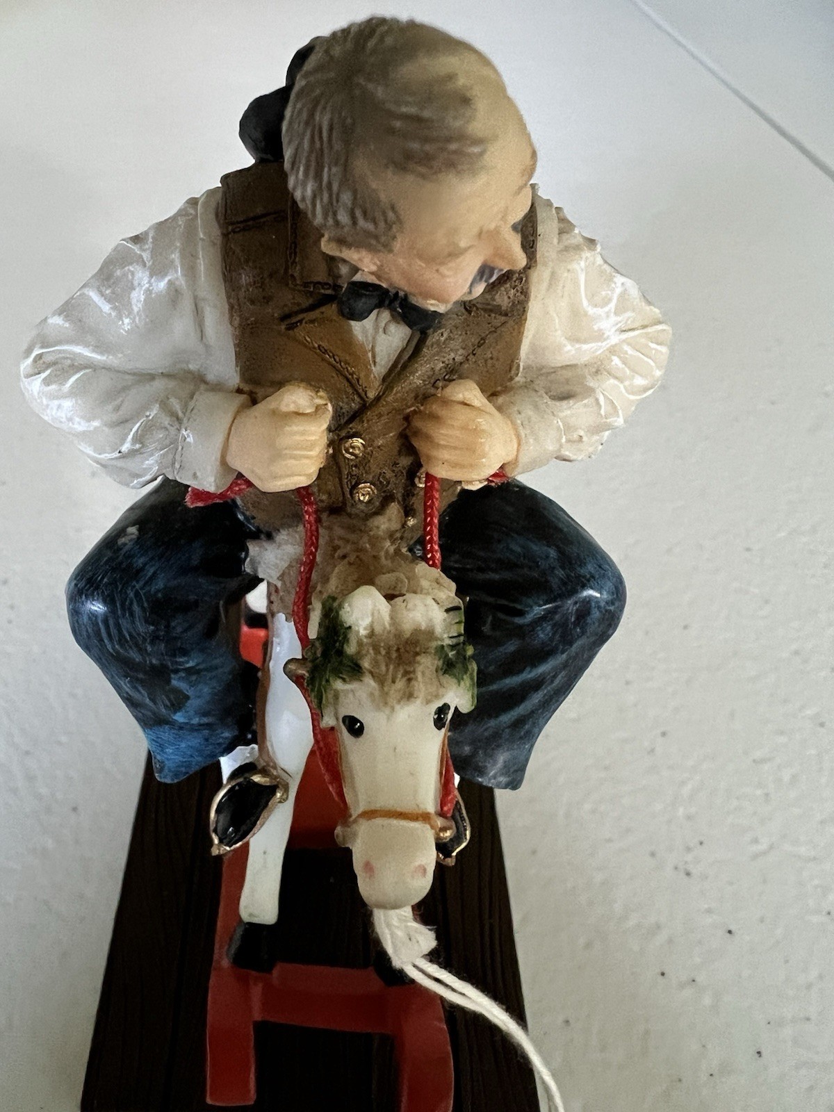 Norman Rockwell “Grandpa’s Rocking Horse” figurine Islandia International 4.25″T