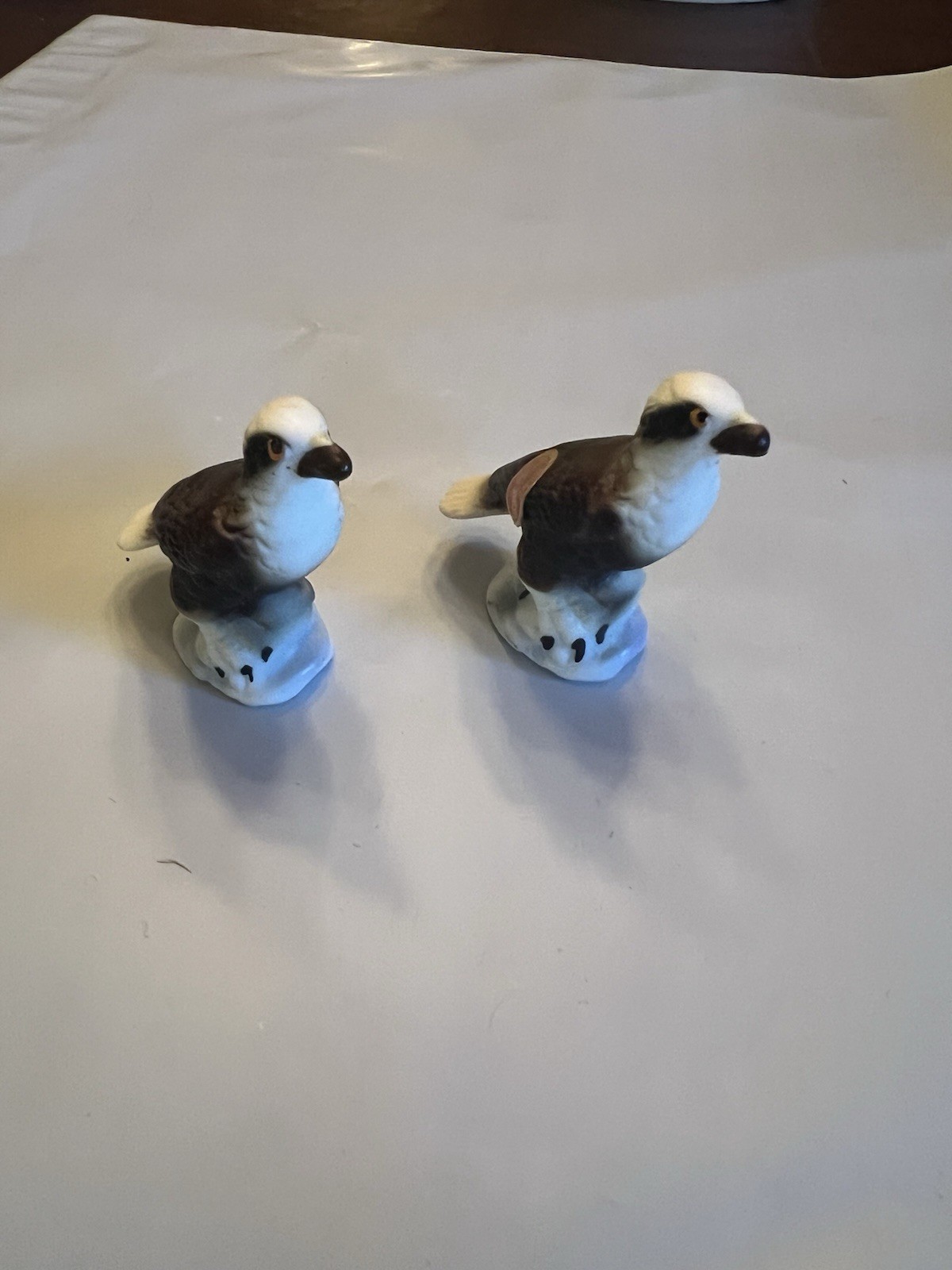 Pair Of Vintage Miniature Porcelain Bald Eagles Nice!