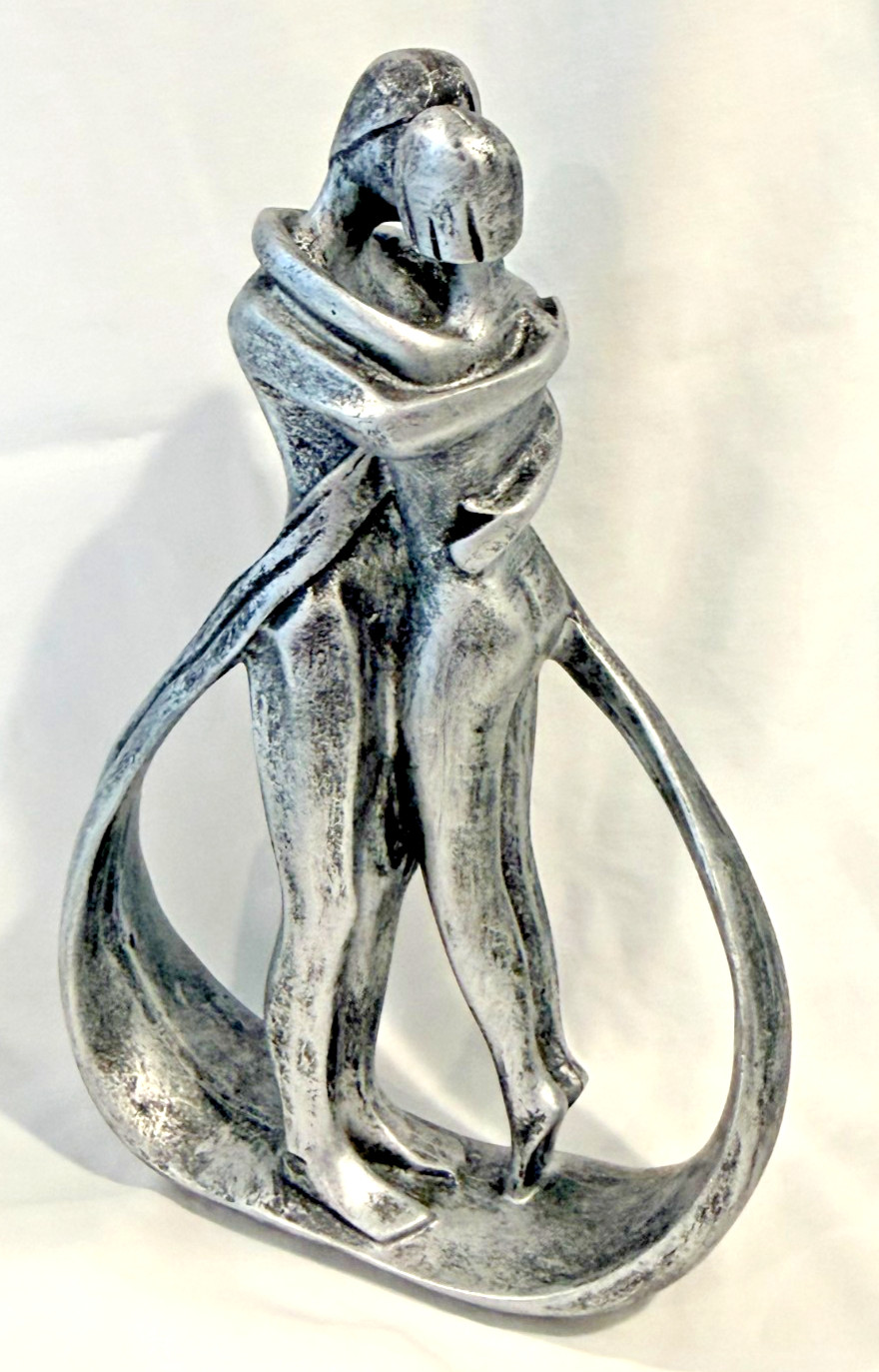 Modern Abstract Couple Figurine Statue Wrought Studio Minimalist Romantic Decor
