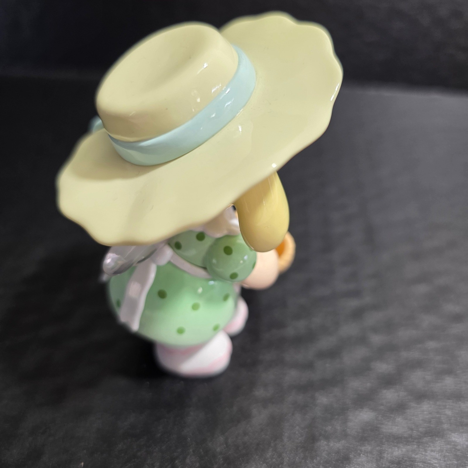 AAMY Finding Unicorn Picnic Series Girl Figure #7809 Green Polka Dot Dress 3.5″