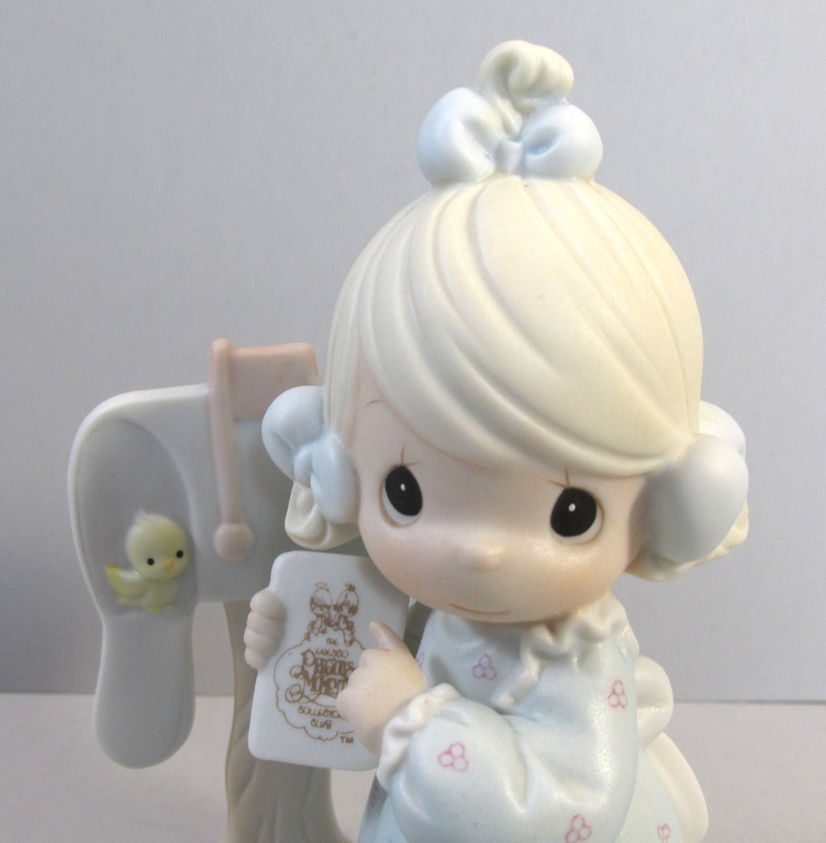 Precious Moments “Sharing the Good News Together” 1991 Membership Figure (C0011)