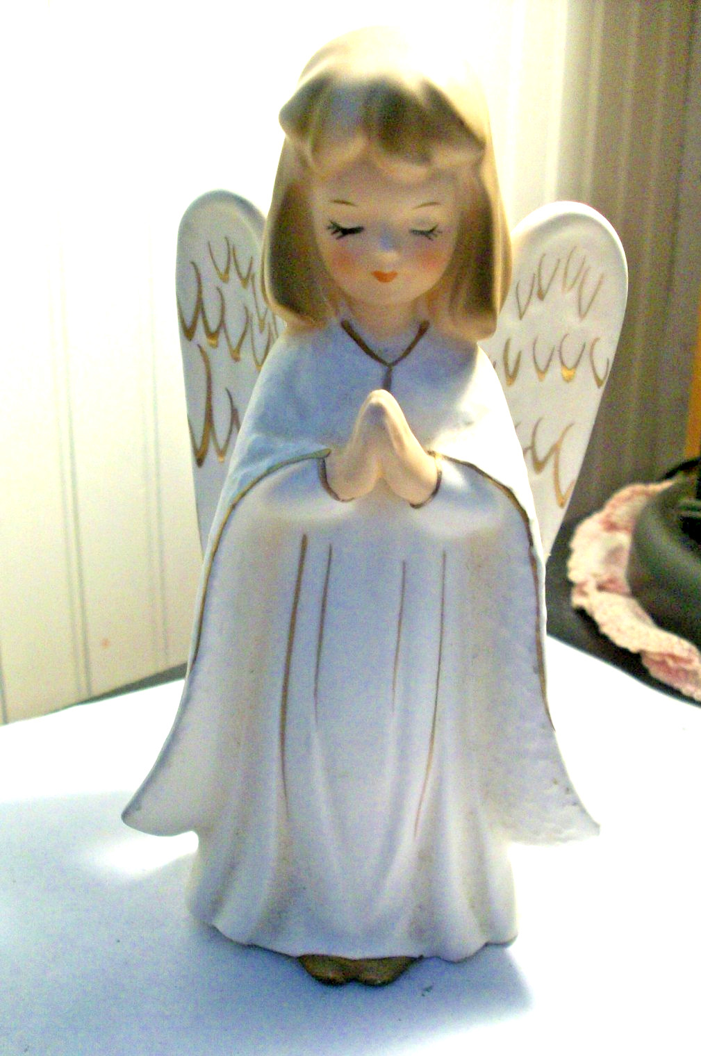 Vintage NORLEANS Japan ceramic Angel w/ robe praying figurine EXCELLENT