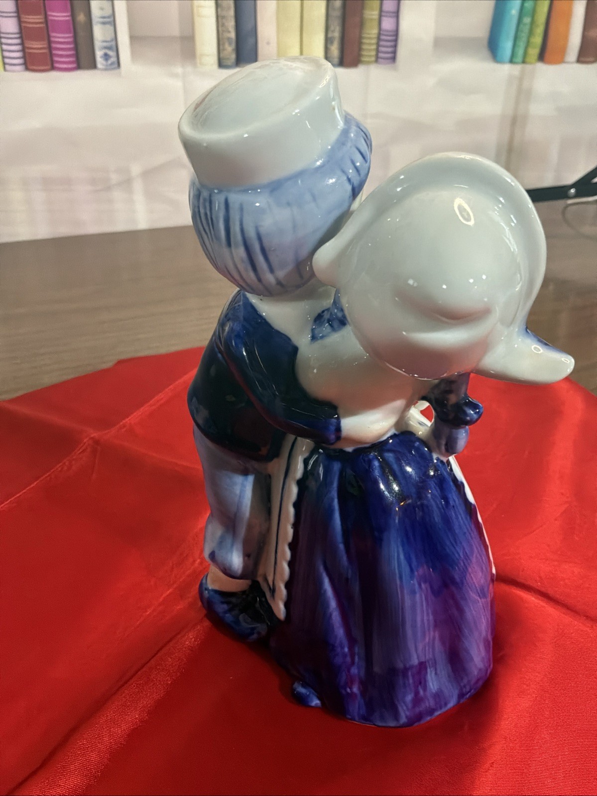 Delft Blue (Delft Blauw), Porcelain, Dutch Boy/Girl Hug, Holland, 1960s