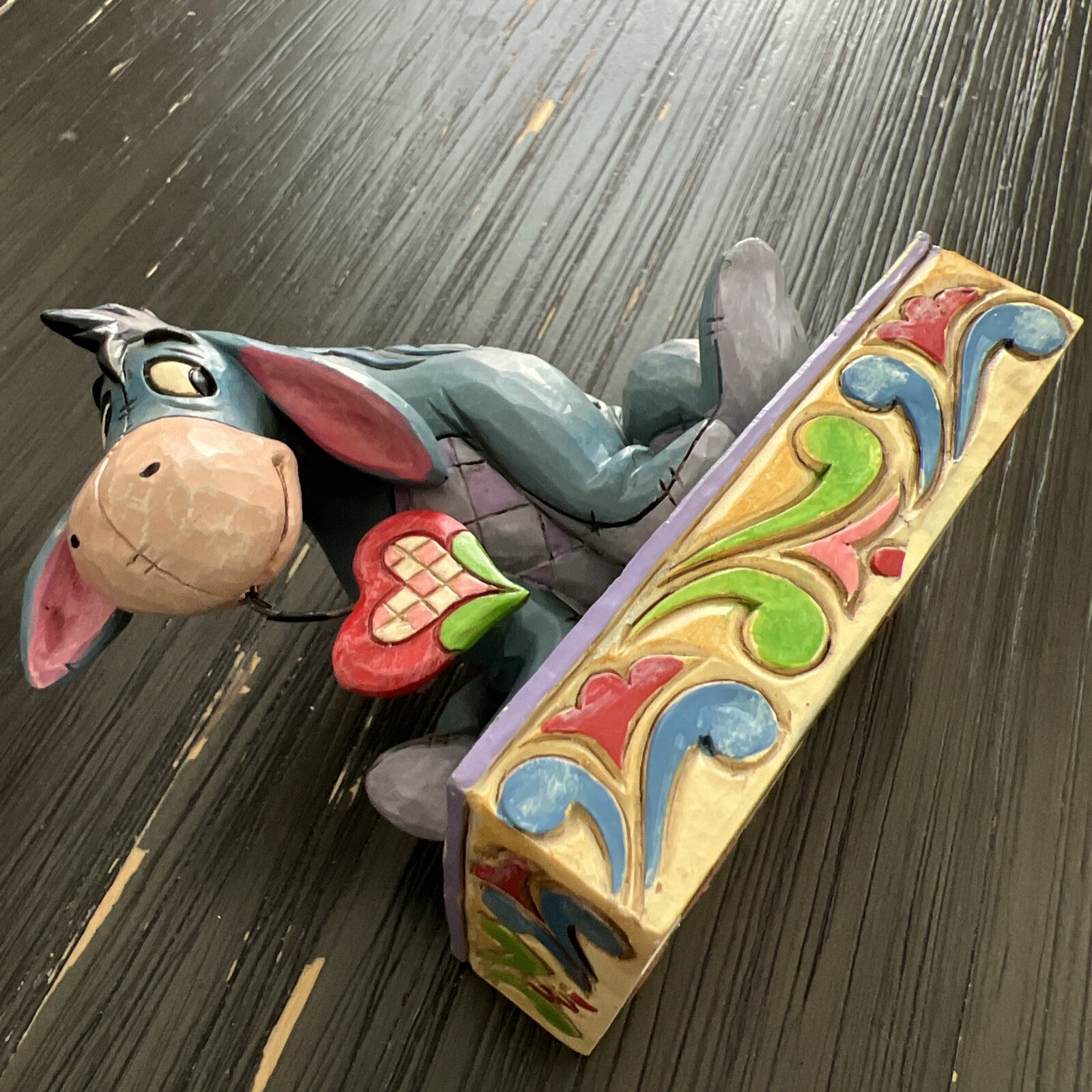 Jim Shore Disney Heart on a String Eeyore Personality Pose Figurine 4055437 EUC