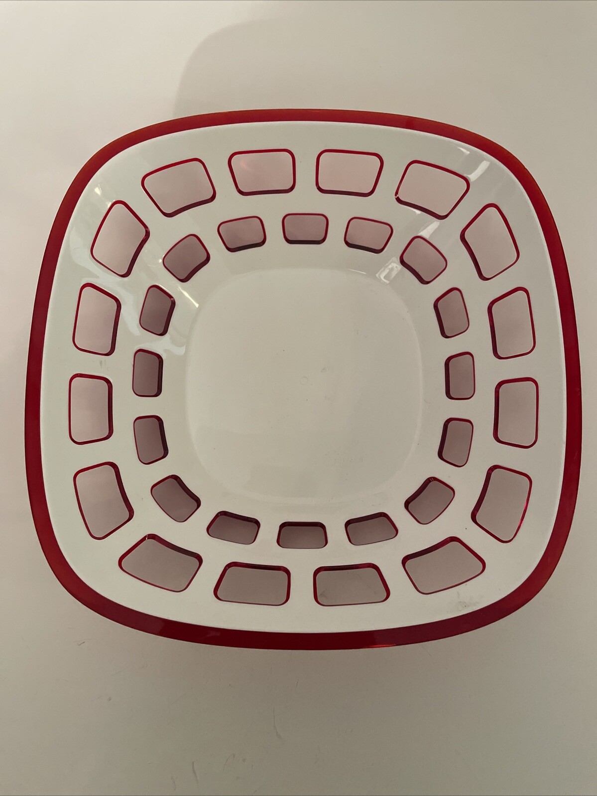 MCM Melamine Red & White Guzzini Bread basket Fruit bowl Lattice Italy 1960’s