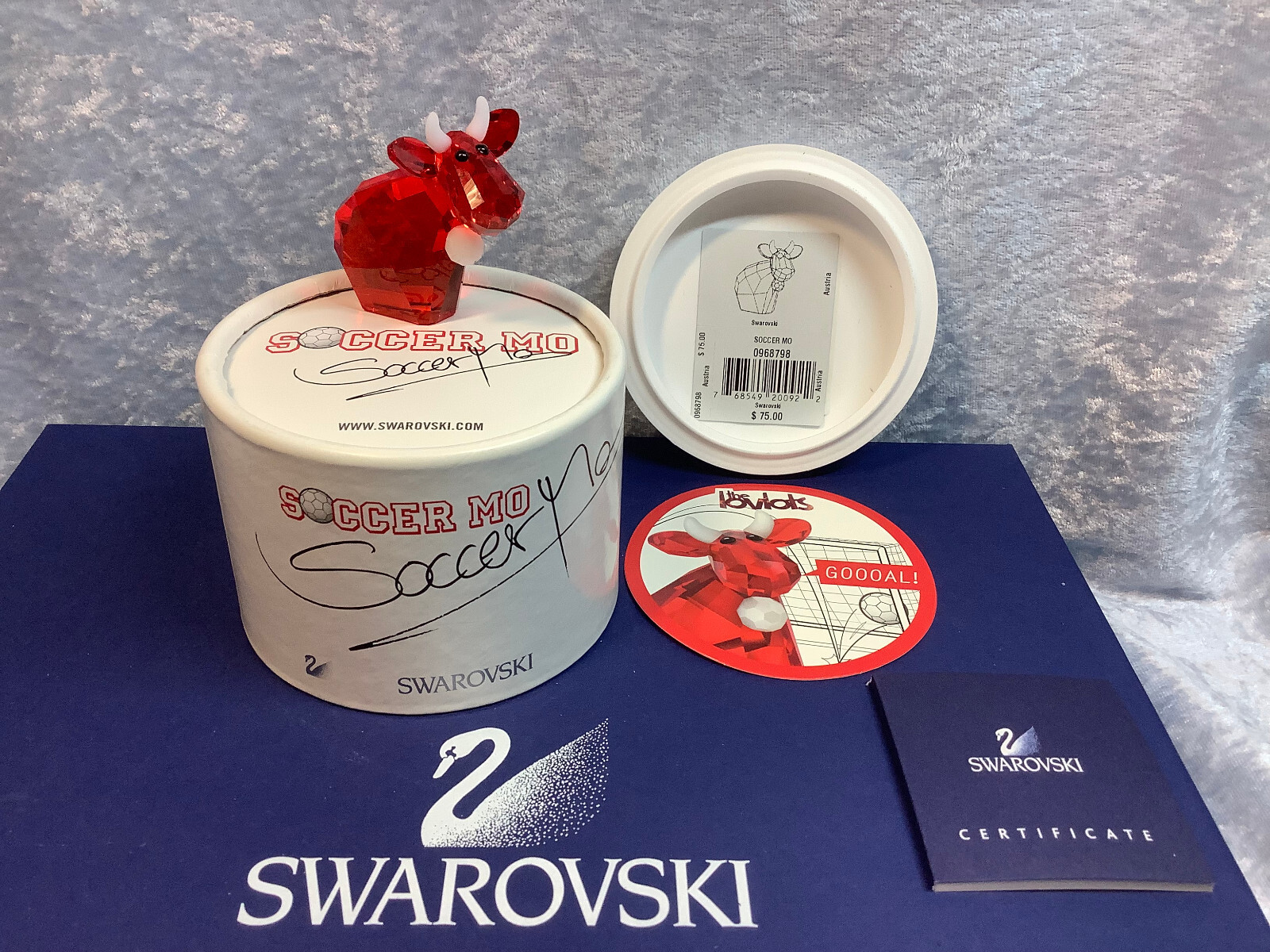 Swarovski Lovlots Soccer Mo Red Cow 968798 Limited Edition 2008, MIB