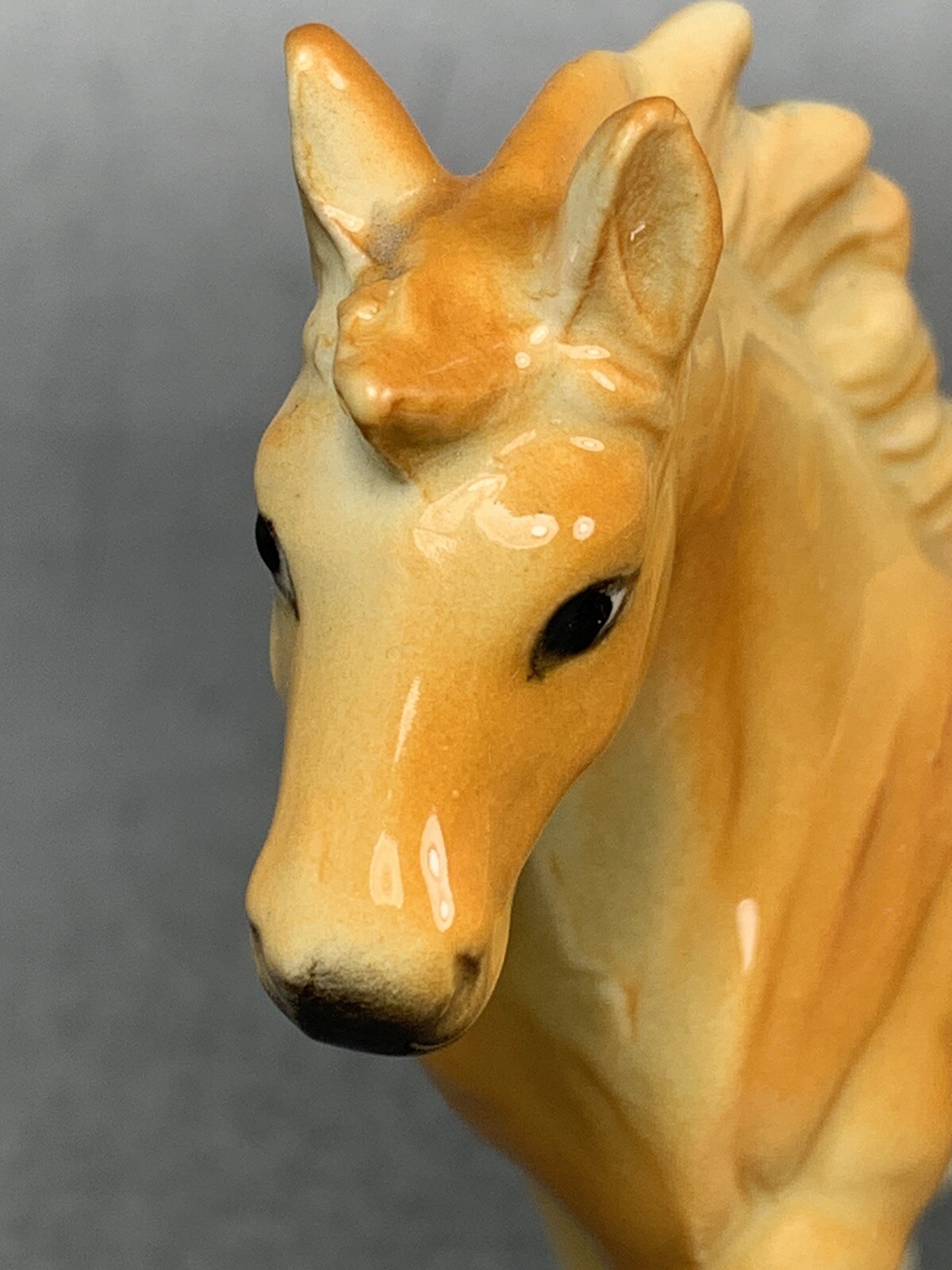 Palomino Horse Figurine Ceramic Made in Japan MISSING Sticker 3 1/2″H