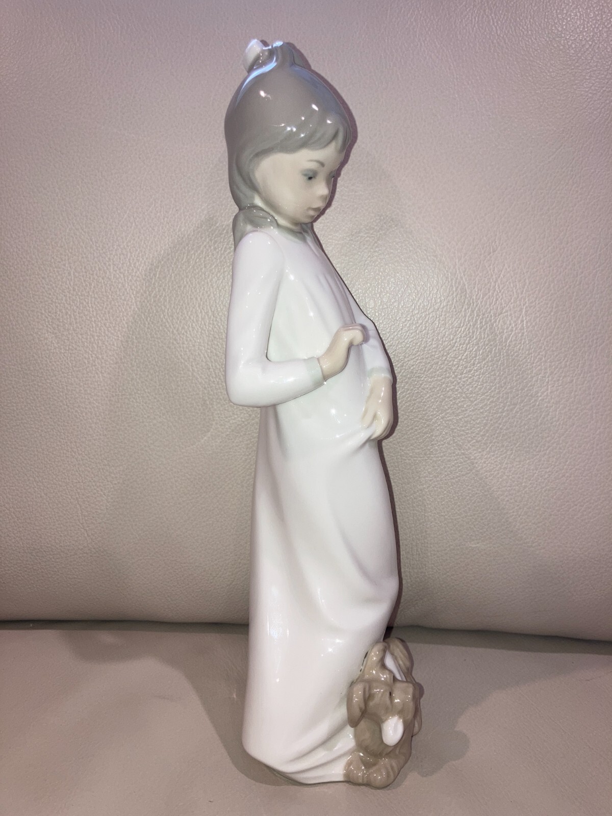 Zaphir Lladro Figurine Mi Perrito Girl with little dogs 10.5 in tall #595 Spain