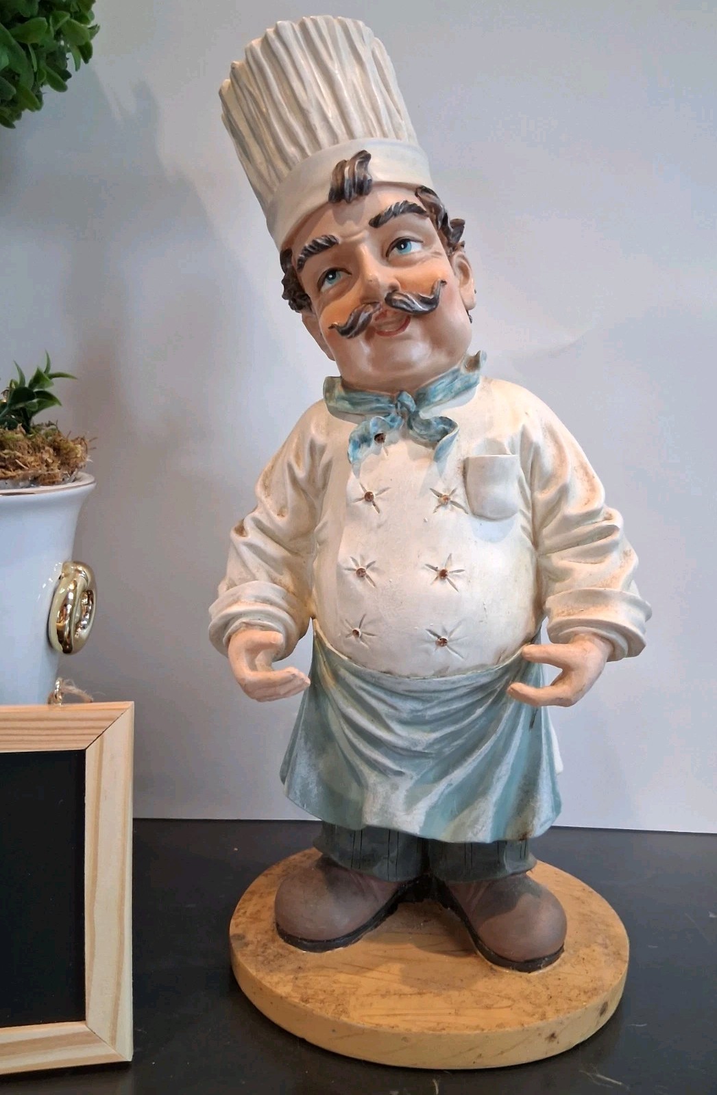 French Kitchen Chef, Polystone/Resin Statue;VTG (Early 2000s);Replace.ChalkBoard