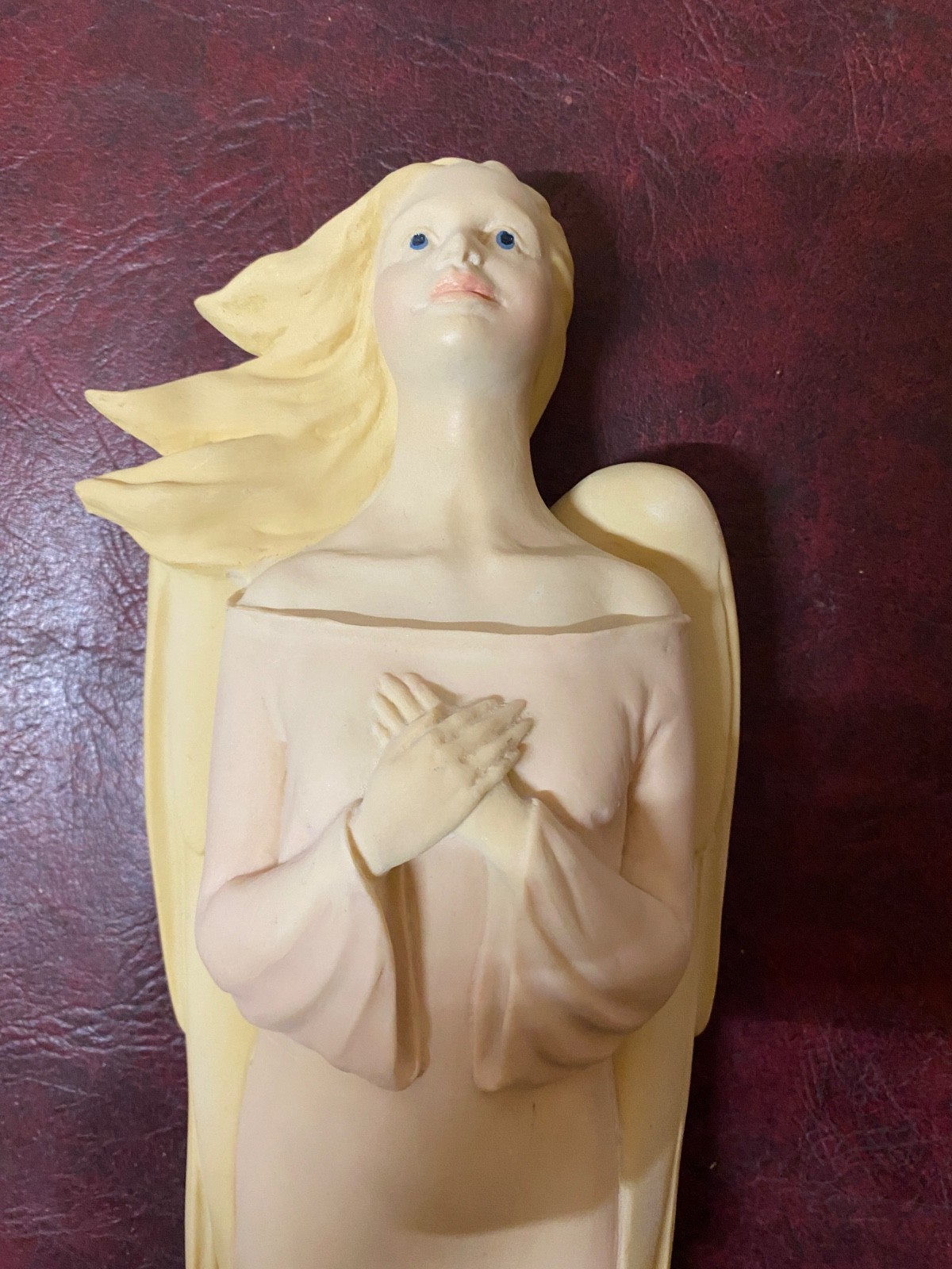 Limited Edition Collection Angel “Eyes Toward Heaven” Statue #275 1996