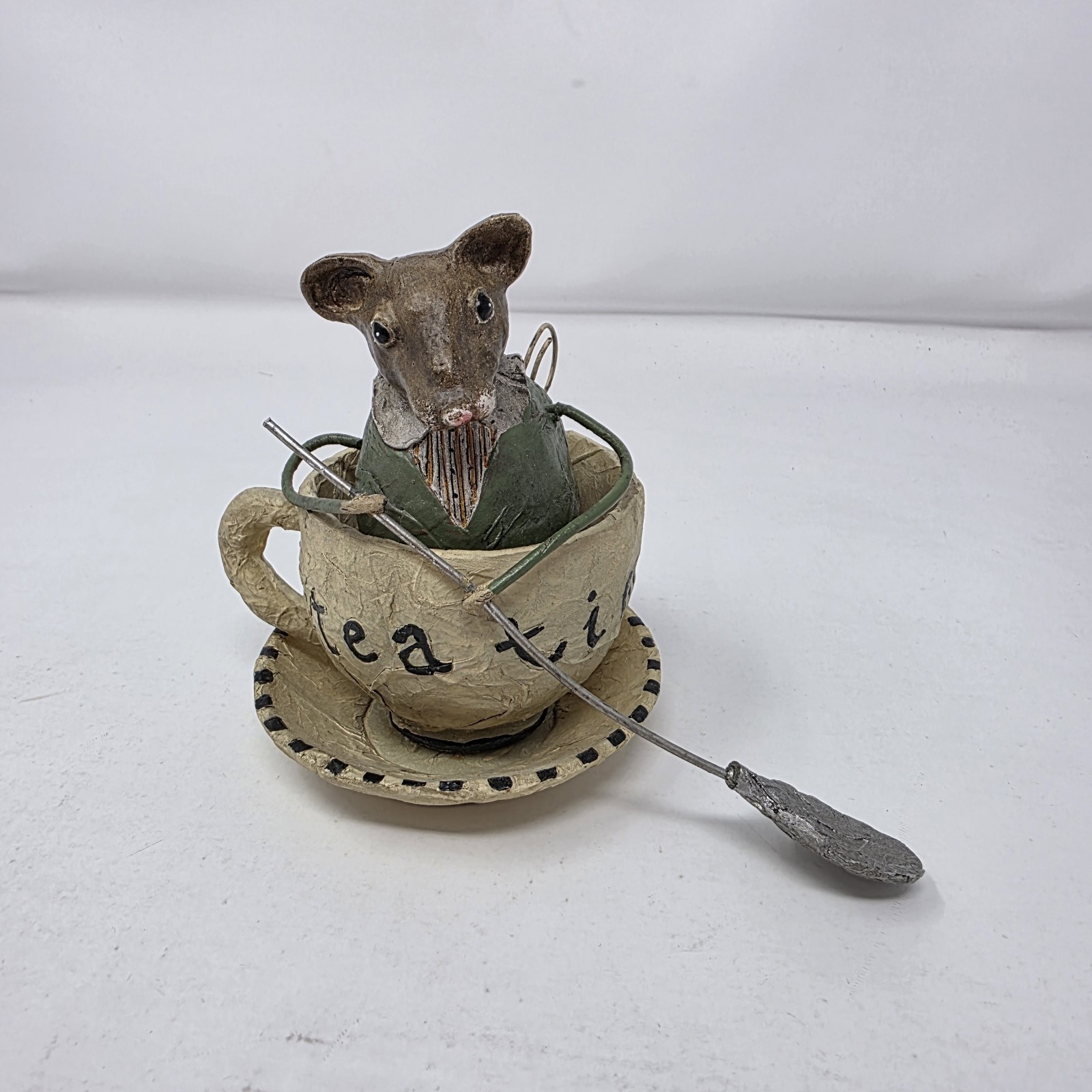 Lori Mitchell Mouse Gullivers Travels Tea Time Teacup Boat Folk Art Spoon pad