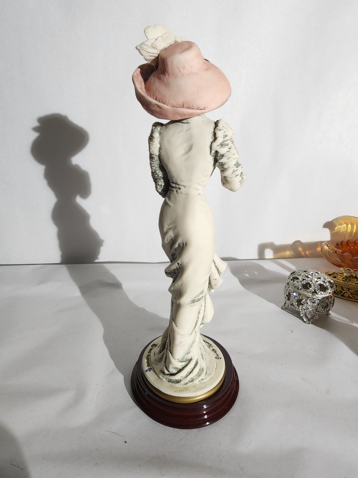 Giuseppe Armani Figurine Capodimonte Alice Statue Florence Porcelain Décor 0718C