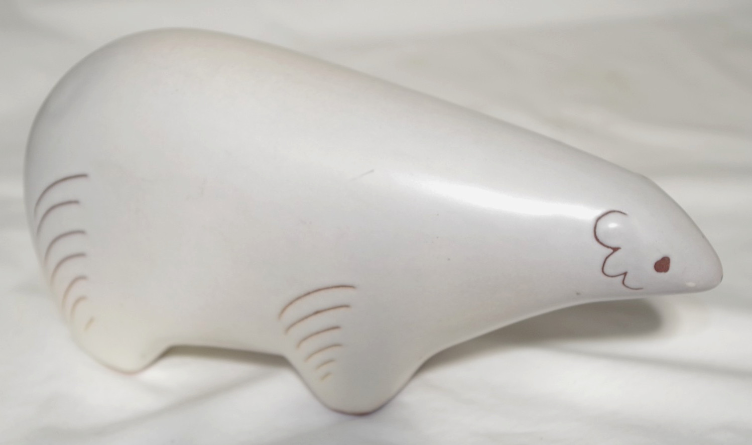 1E La Contessina Italy Ceramic Pottery Modern White Polar Bear Sleek Figurine