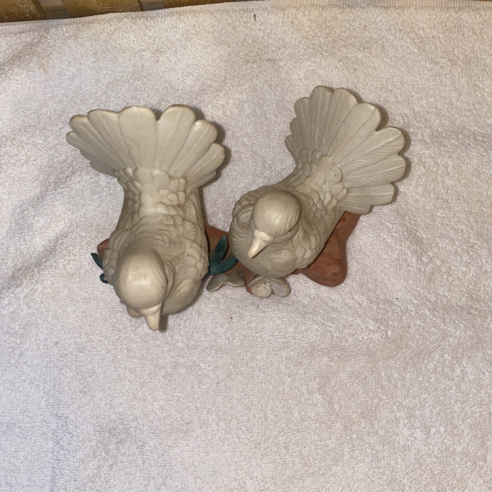 Homco Vintage Porcelain Figurine Courtship Love Doves, White